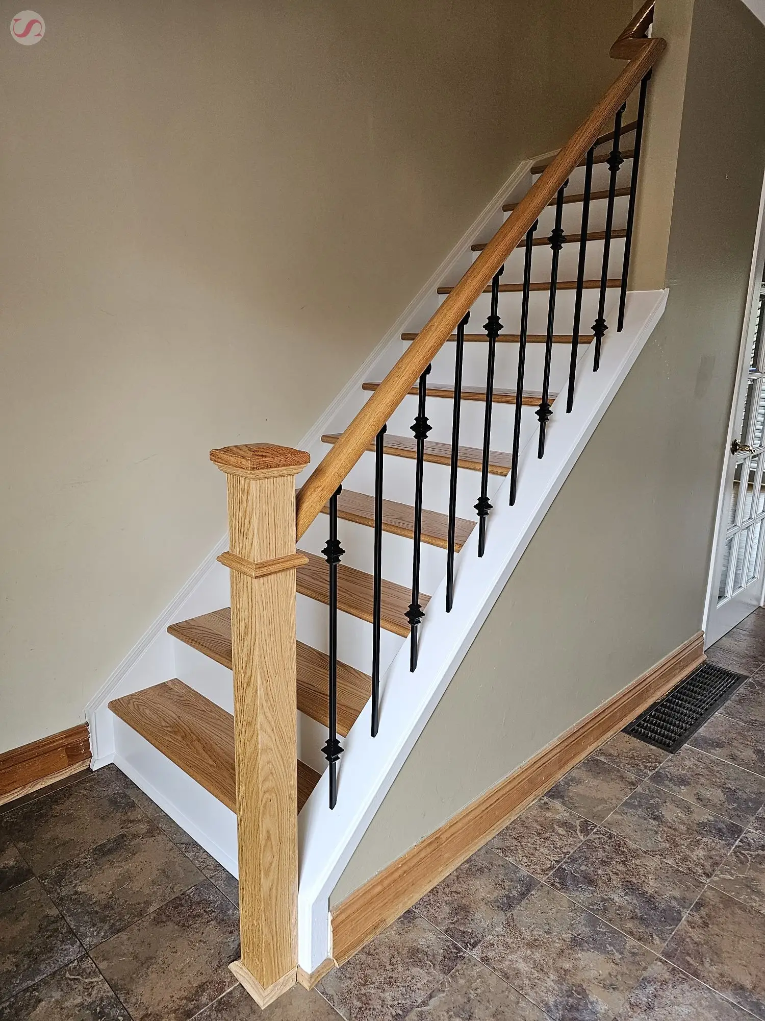 Staircase renovation Etobicoke